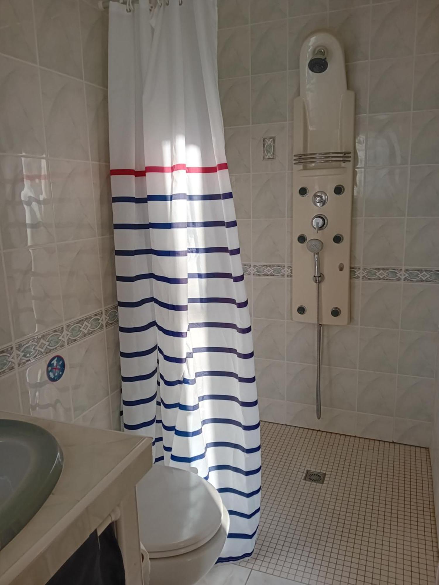 Cocooning Au Saut Du Loup Bed & Breakfast Lavergne  Dış mekan fotoğraf
